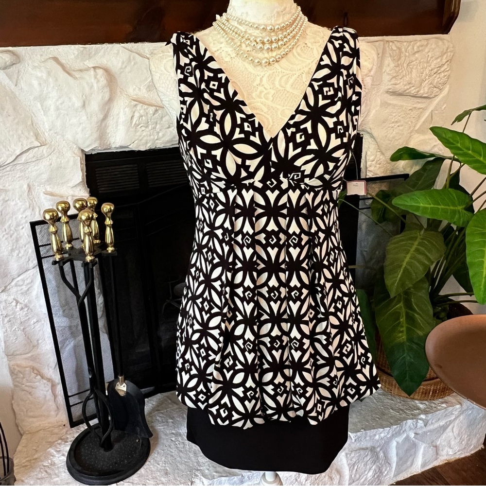 ELIZA J BLACK AND WHITE BALLOON HEM COCKTAIL DRESS SIZE 6